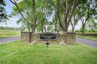 510 Corey Ln, Middletown, RI 02842