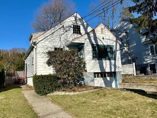 29 Worley St, West Roxbury, MA 02132