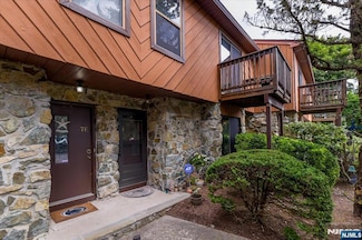 7 Brookside Heights Unit 7F, Wanaque, NJ 07465
