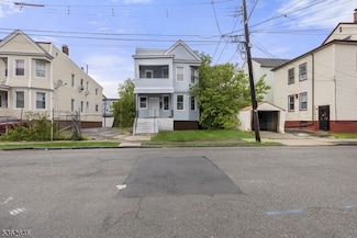 216 Oakwood Place, Orange, NJ 07050