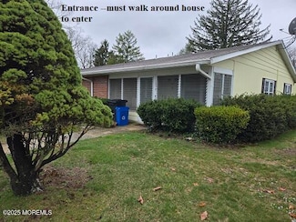 307 W Malvern Ct, Lakewood Township, NJ 08701