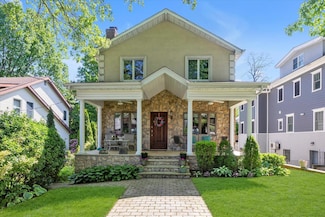 41-27 Orient Ave, Douglaston, NY 11363