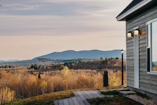 104 Hamlin Rd, Waterford, ME 04088