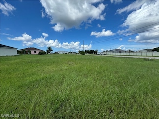 1054 NW 33rd Place Unit 29, Cape Coral, FL 33993
