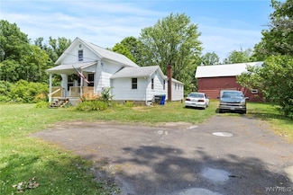 2727 Lyndonville Rd, Medina, NY 14103