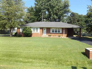 109 Lamb Dr, Sedalia, KY 42079