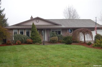 3559 Torrey Pines Dr S, Salem, OR 97302