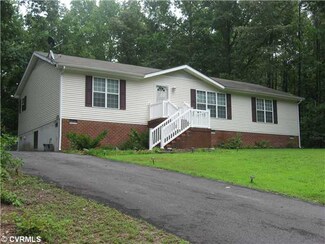 26673 Slash Pine Cir, Ruther Glen, VA 22546