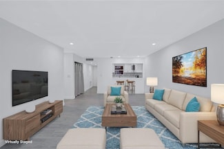 2830 Riverside Dr Unit 2013, Coral Springs, FL 33065