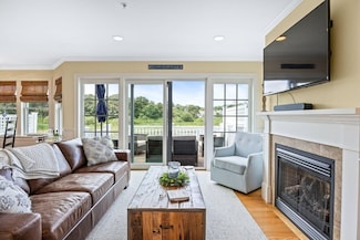 1076 Main St Unit 1076, Chatham, MA 02633