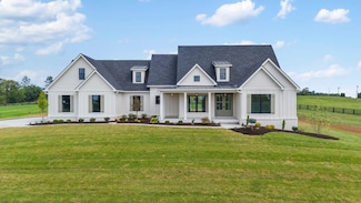 114 Doe Run Rd, Nicholasville, KY 40356