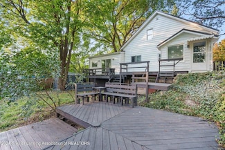 709 Sadie Ct, Lansing, MI 48906
