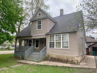 900 Jasper St, Joliet, IL 60436