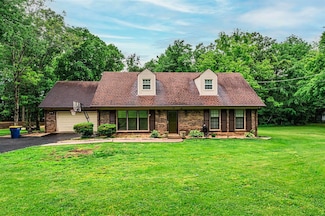 195 Tanglewood Dr, Bowling Green, KY 42101