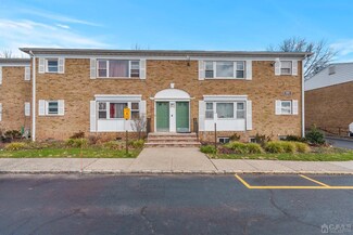 44 Judson St Unit 12B, Edison, NJ 08837