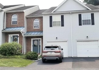 360 Hawthorne Ln Unit 11, Whitehall, PA 18052