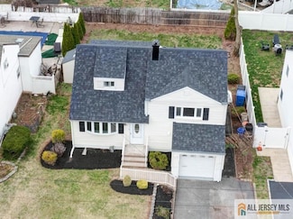 197 Mcfarlane Rd, Colonia, NJ 07067