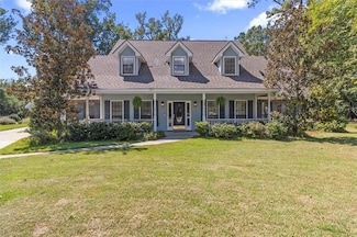 590 Laura Dr S, Mandeville, LA 70448