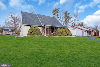 27 Eddington Ln, Willingboro, NJ 08046