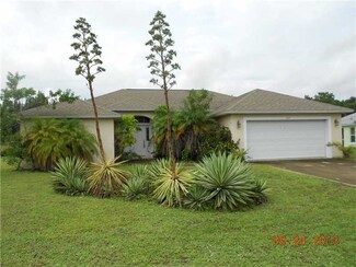 4819 51st Ct, Vero Beach, FL 32967