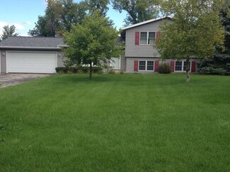 8679 Cambridge Rd, Kingston, IL 60145