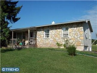 1031 Faust Rd, Perkiomenville, PA 18074