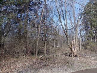 130 Sycamore Grove, Slippery Rock, PA 16057