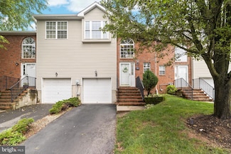 132 Tulip Ln, Ewing, NJ 08638