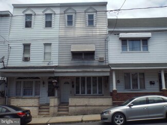 305 W Centre St, Shenandoah, PA 17976