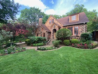 3001 Irwindell Blvd, Dallas, TX 75211
