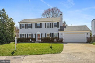 14527 William Carr Ln, Centreville, VA 20120
