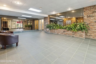 1000 River Rd Unit 5J, Belmar, NJ 07719