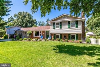 4814 King Richard Dr, Annandale, VA 22003