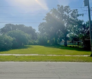 109 SE Pine Ave, Fort Meade, FL 33841