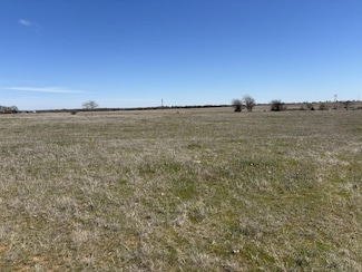 182352 N 2800 Rd, Comanche, OK 73529
