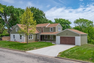 1120 N 124th St, Milwaukee, WI 53226
