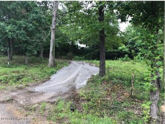 202 Sassafras Dr, Clarkson, KY 42726