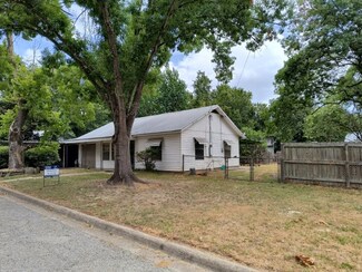 316 Mary St, Rockdale, TX 76567