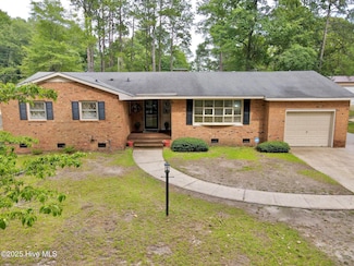 11541 Pinecroft St, Laurinburg, NC 28352
