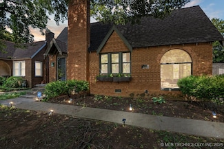 1315 S Atlanta Place, Tulsa, OK 74104