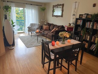 175 Cottage St Unit 505, Chelsea, MA 02150