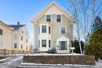 26 Village St Unit 1, Marblehead, MA 01945