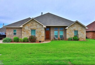 3810 Hill Country Dr, Abilene, TX 79606