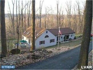 4657 E Mill Hill Rd, East Greenville, PA 18041