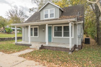 406 E 11th St, Columbia, TN 38401