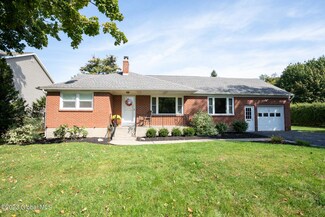 3 Malpass Rd, Albany, NY 12203