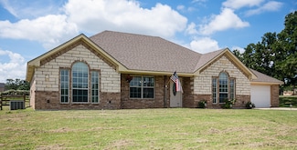 738 Newfield Ln, Springtown, TX 76082