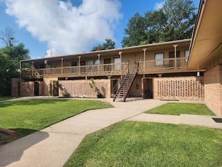 1349 Jefferson Dr, Port Arthur, TX 77642