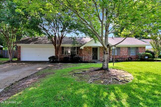 276 Belaire Dr, Pearl, MS 39208