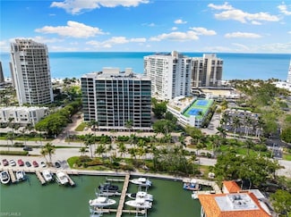 4031 Gulf Shore Blvd N Unit 7D, Naples, FL 34103